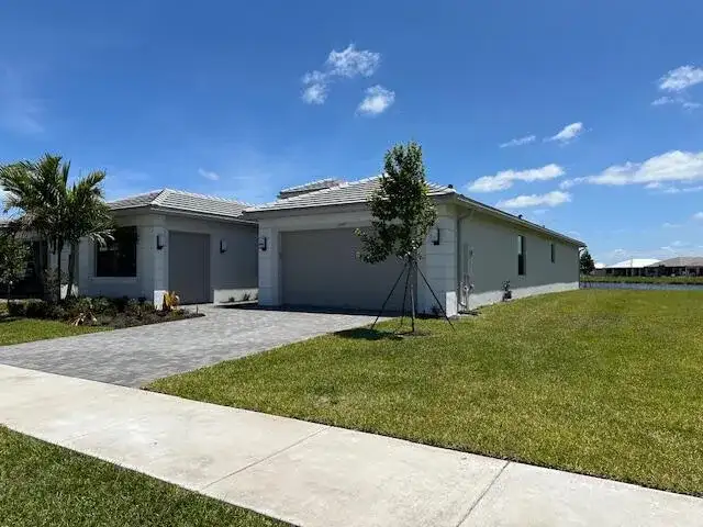 12449 SW La Costa Street, Port St. Lucie FL 34987 photo 2