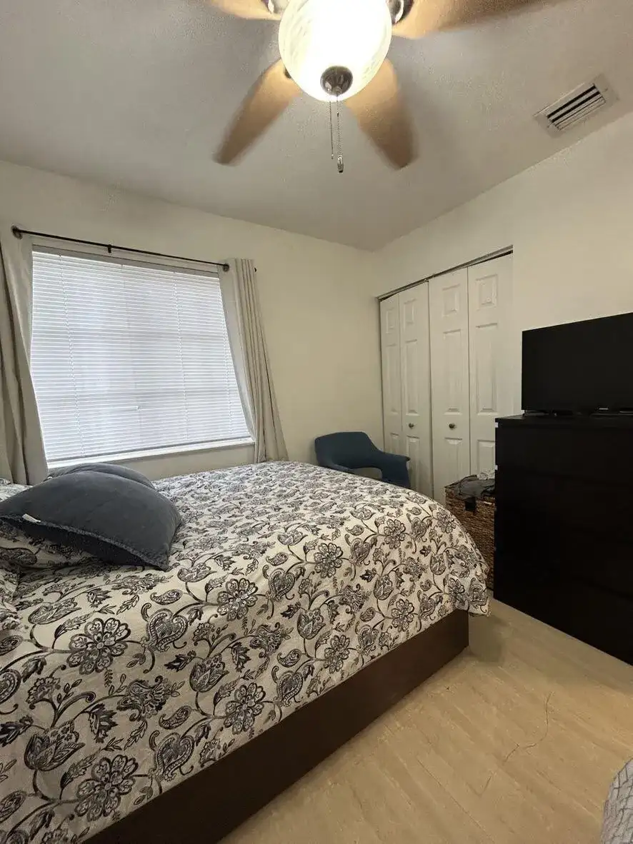 17031 NW 22nd Street, Pembroke Pines FL 33028 photo 3