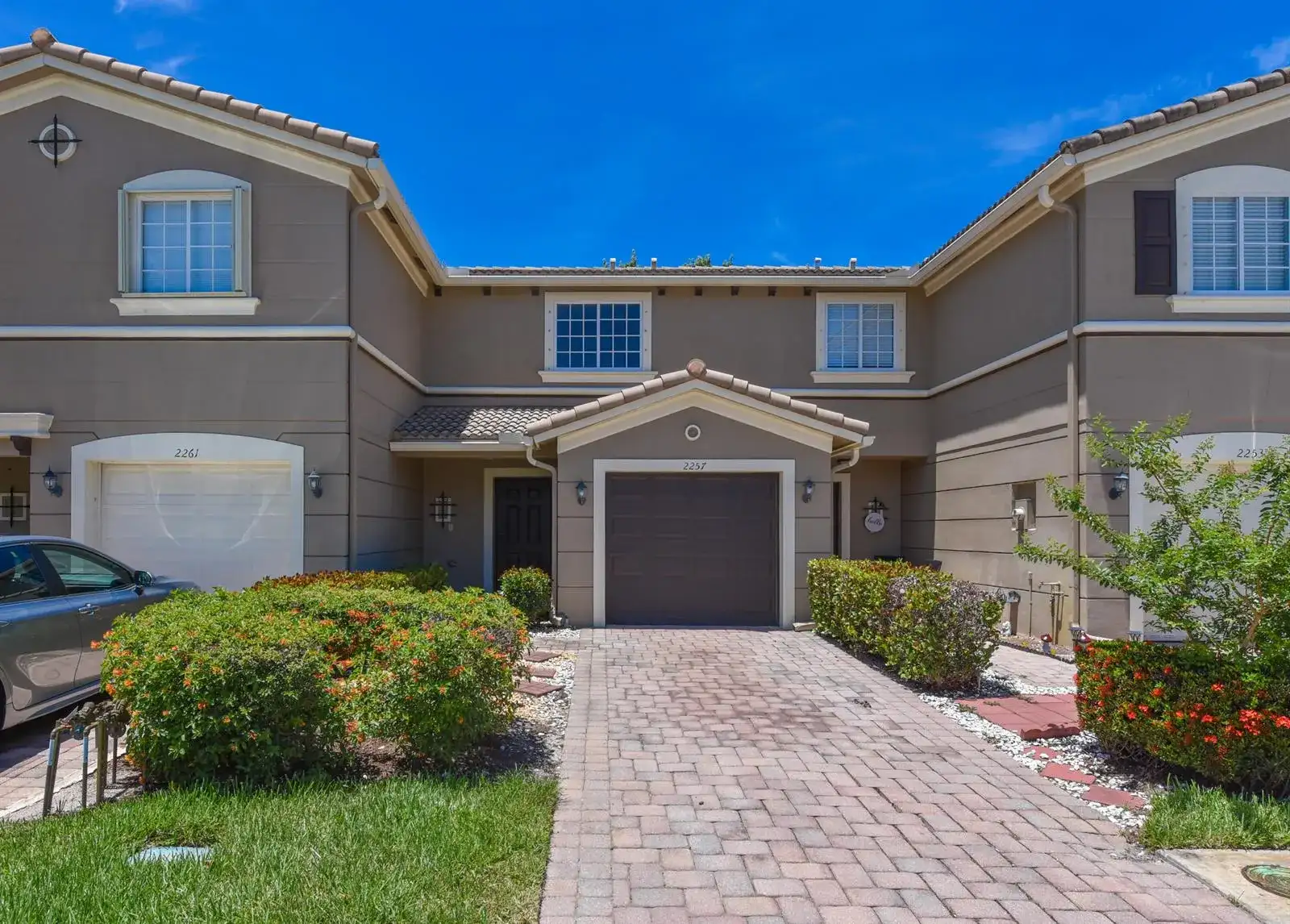 2257 SW Marshfield Court, FL 34953 photo 2