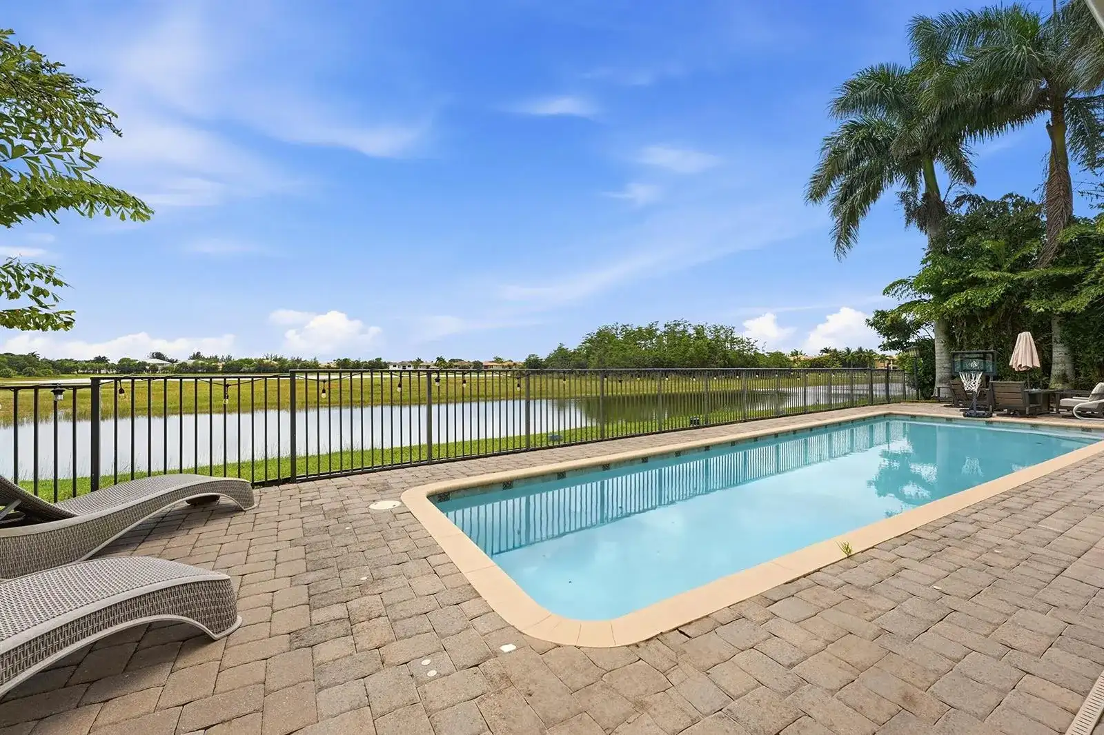 851 Edgebrook Lane, West Palm Beach FL 33411 photo 2
