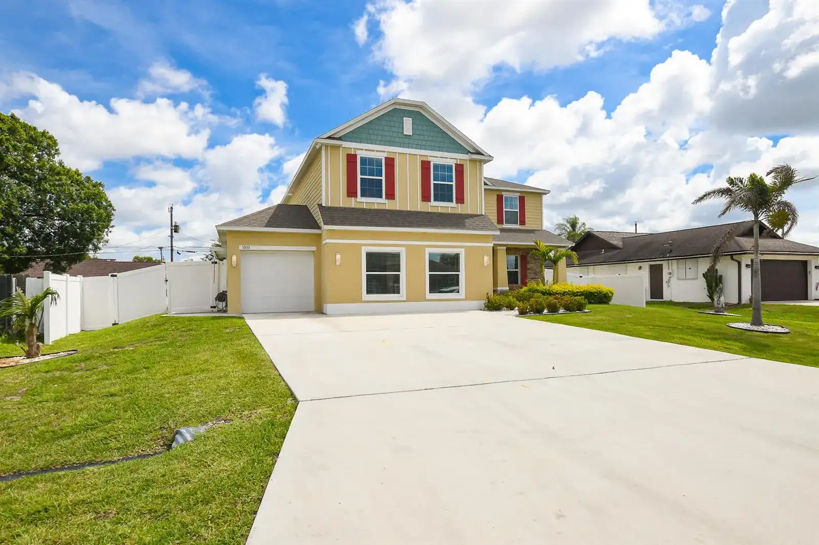 1033 SW General Patton Terrace, Port St. Lucie FL 34953 photo 3