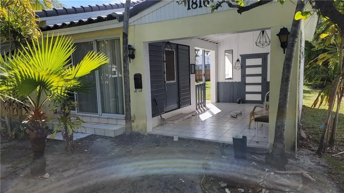 1816 Roosevelt Street, Hollywood FL 33020