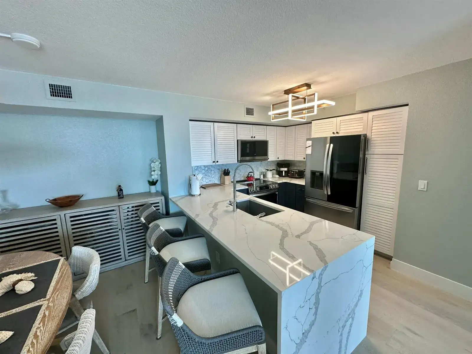 167 Yacht Club Way # 204, Hypoluxo FL 33462 photo 3