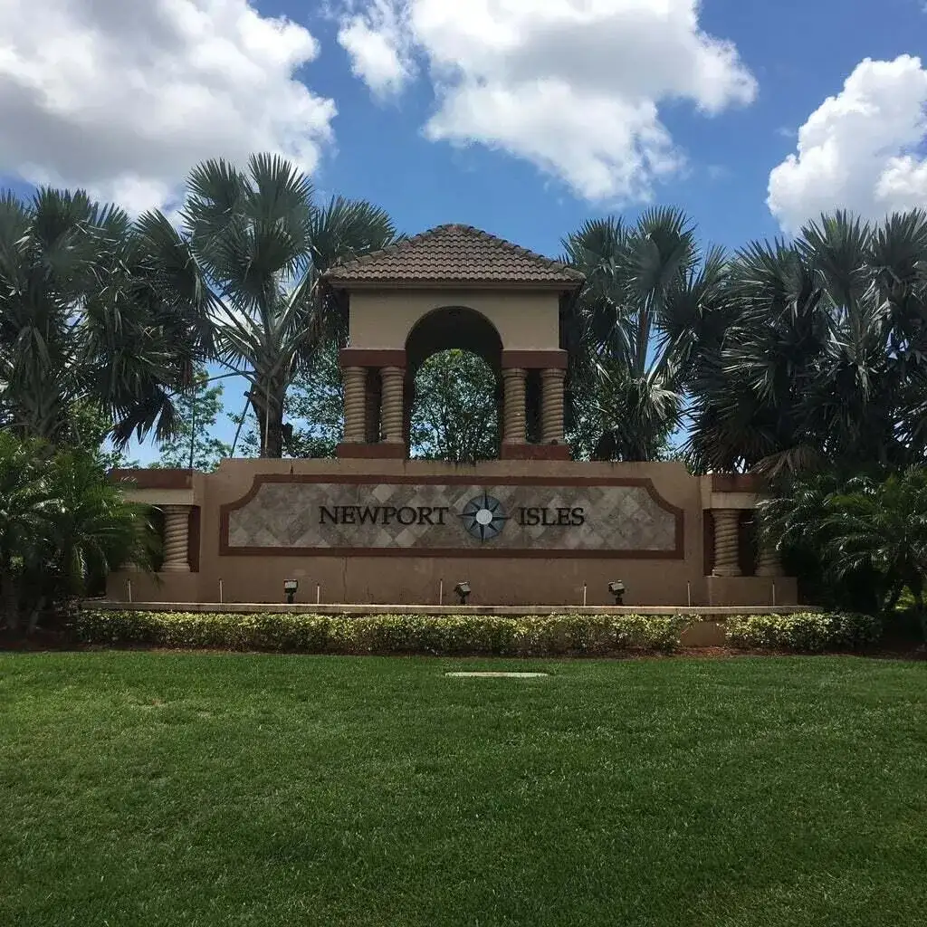 2552 SW Marshfield Court, Port St. Lucie FL 34953