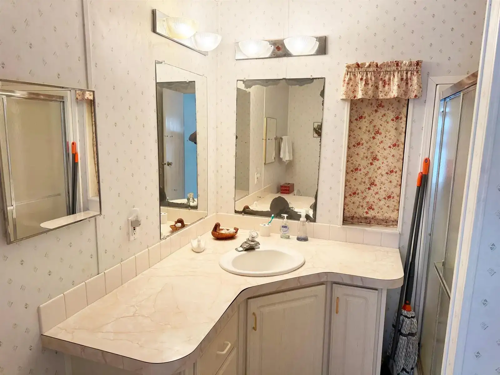 14 Bamboo Drive, Briny Breezes FL 33435 photo 5