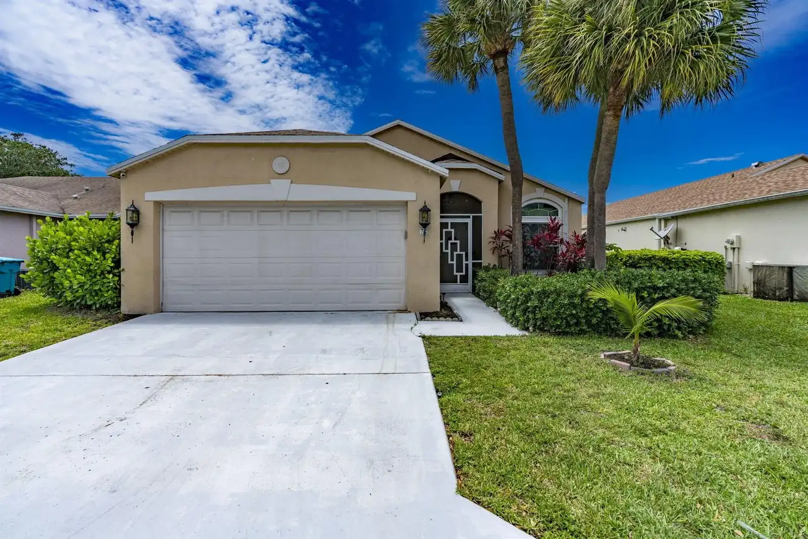 72 Paxford Lane, Boynton Beach FL 33426