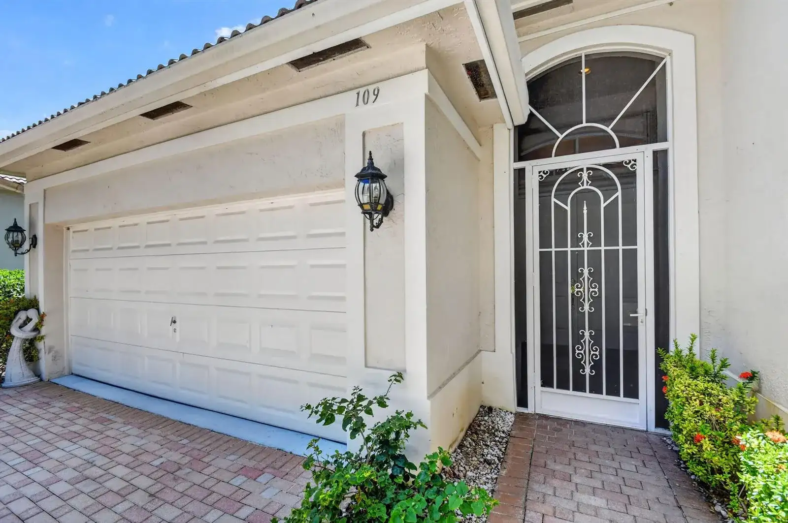 109 Palm Circle, Atlantis FL 33462 photo 5