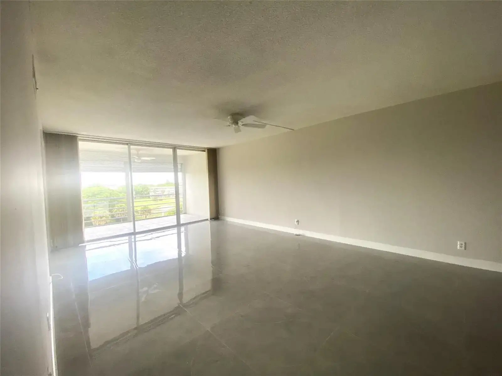 2671 S Course Drive # 602, Pompano Beach FL 33069 photo 2