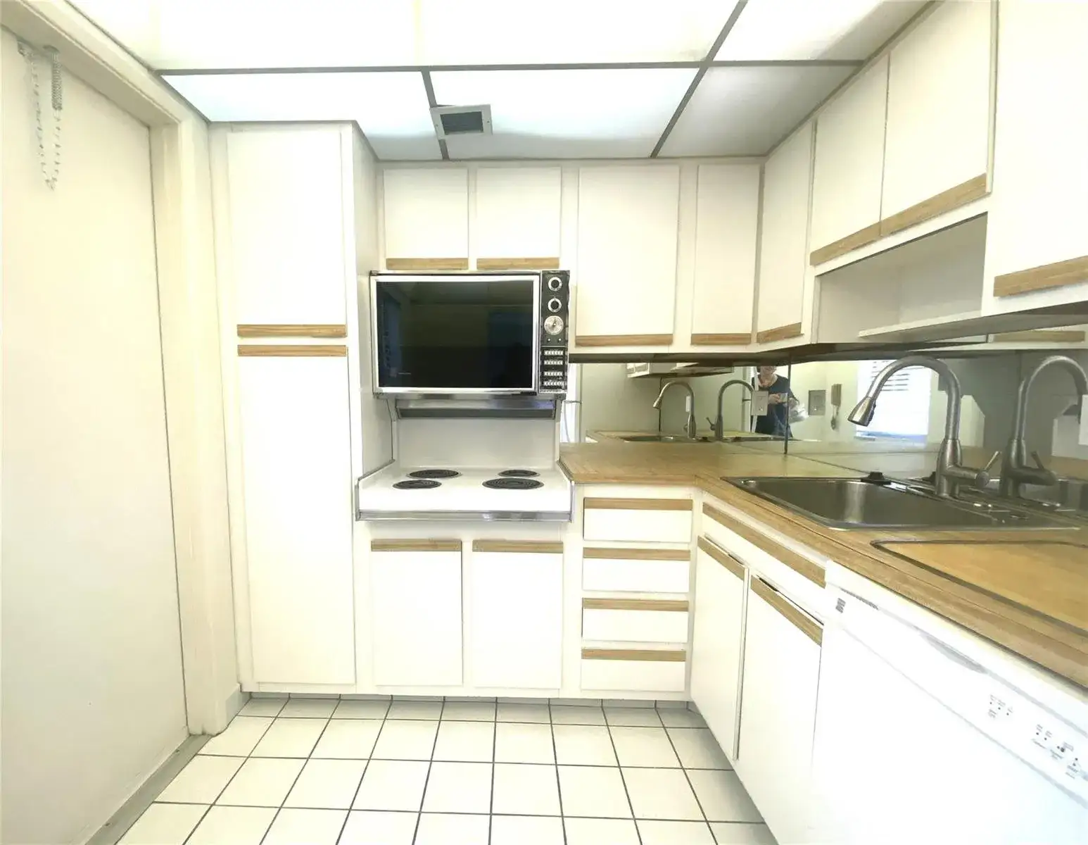 2671 S Course Drive # 602, Pompano Beach FL 33069 photo 4