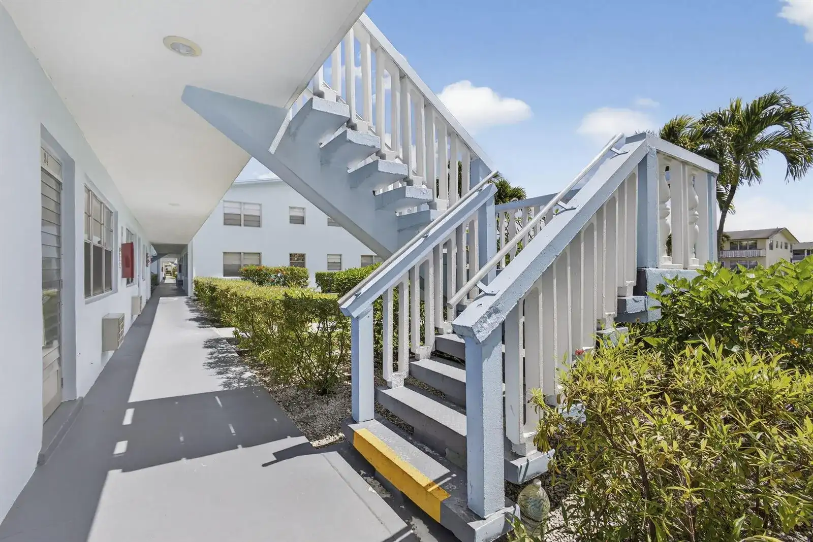 106 E Camden E, West Palm Beach FL 33417 photo 4