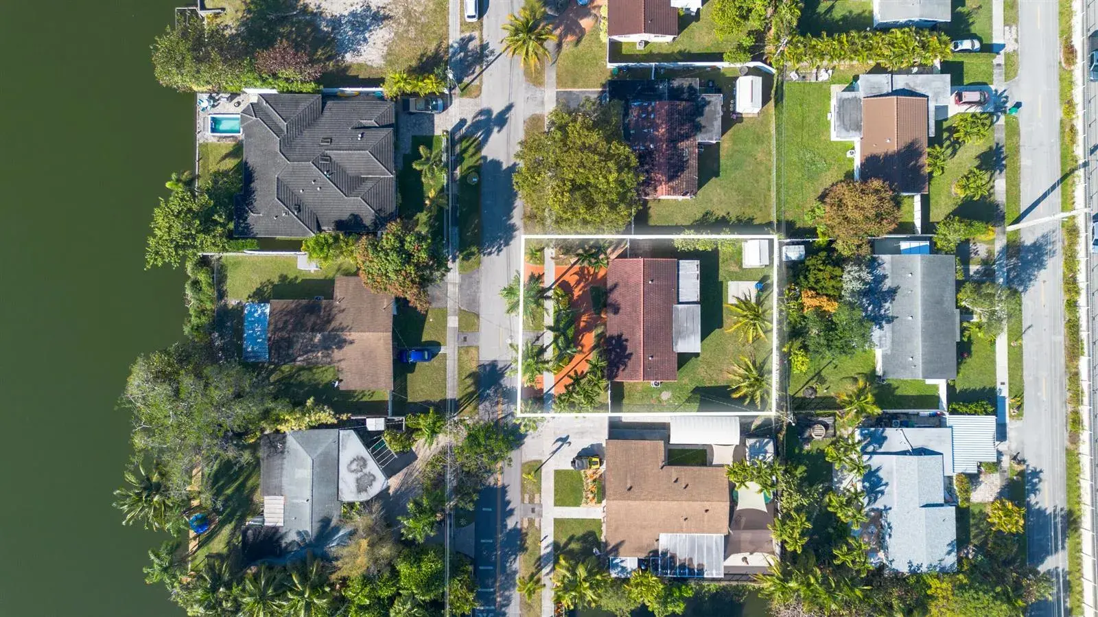 2475 NE 214th Street, Aventura FL 33180