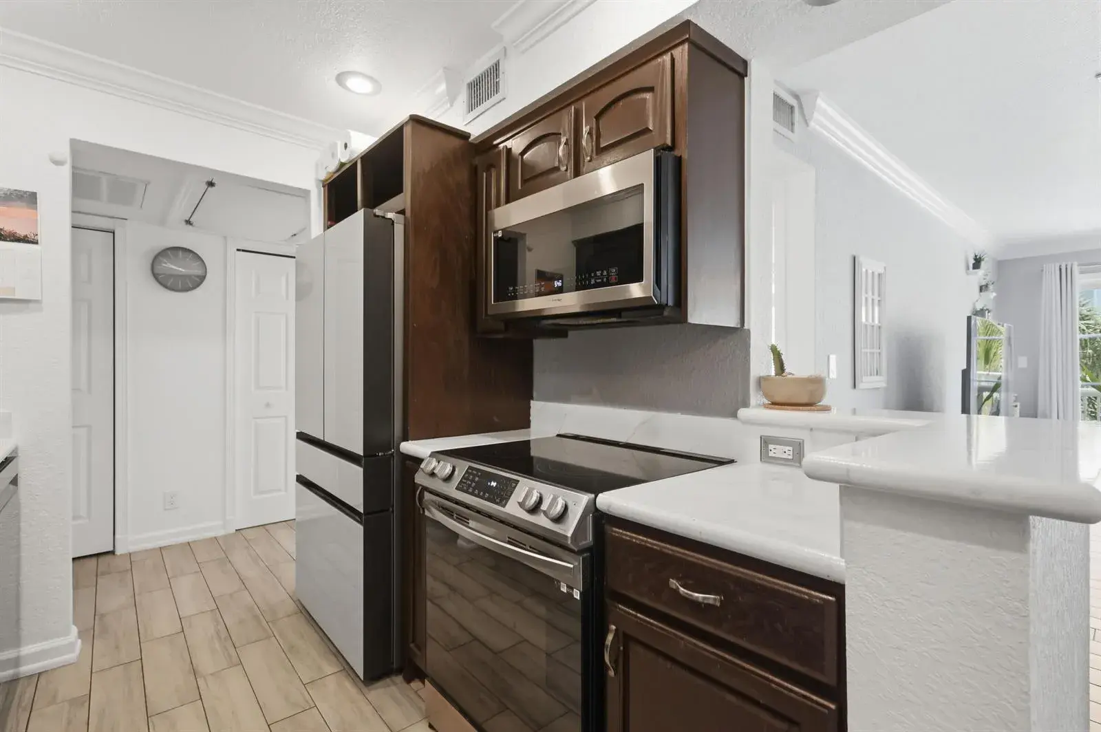 1515 E Broward Boulevard # 323, Fort Lauderdale FL 33301