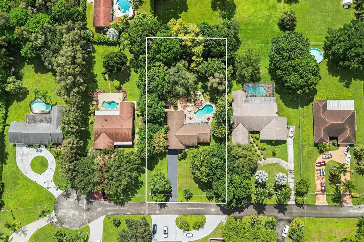 9700 NW 28th Street, Cooper City FL 33024