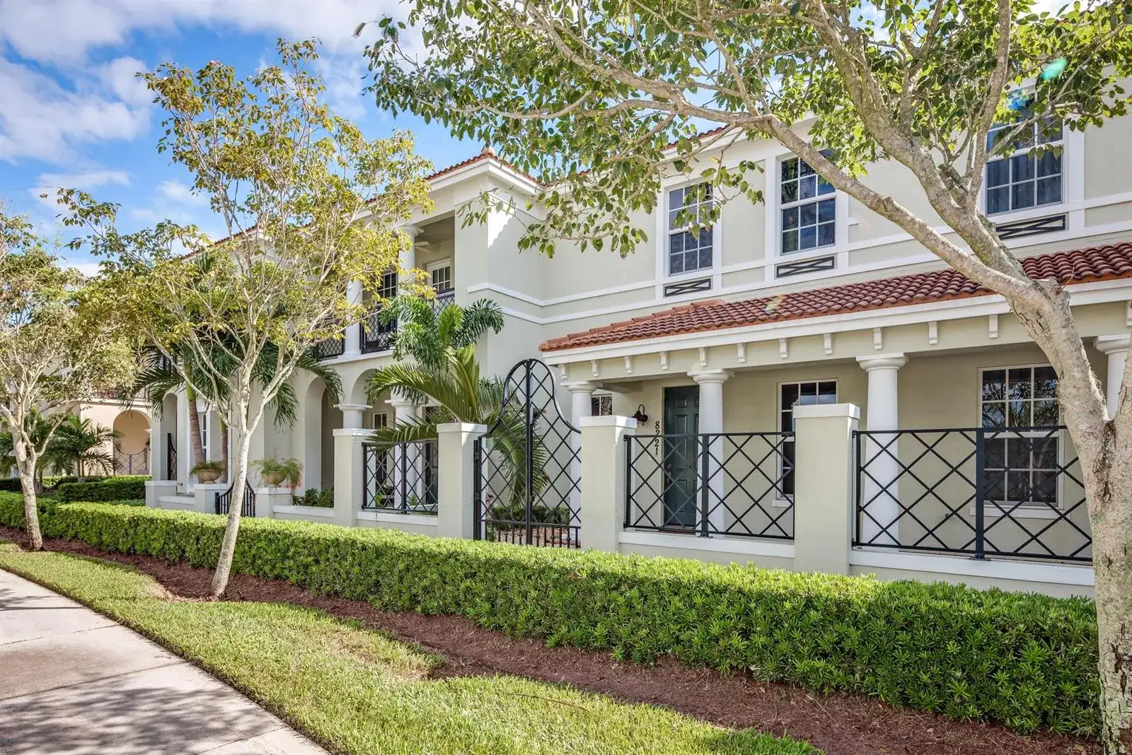 8221 NW 8th Way, Boca Raton FL 33487 photo 2
