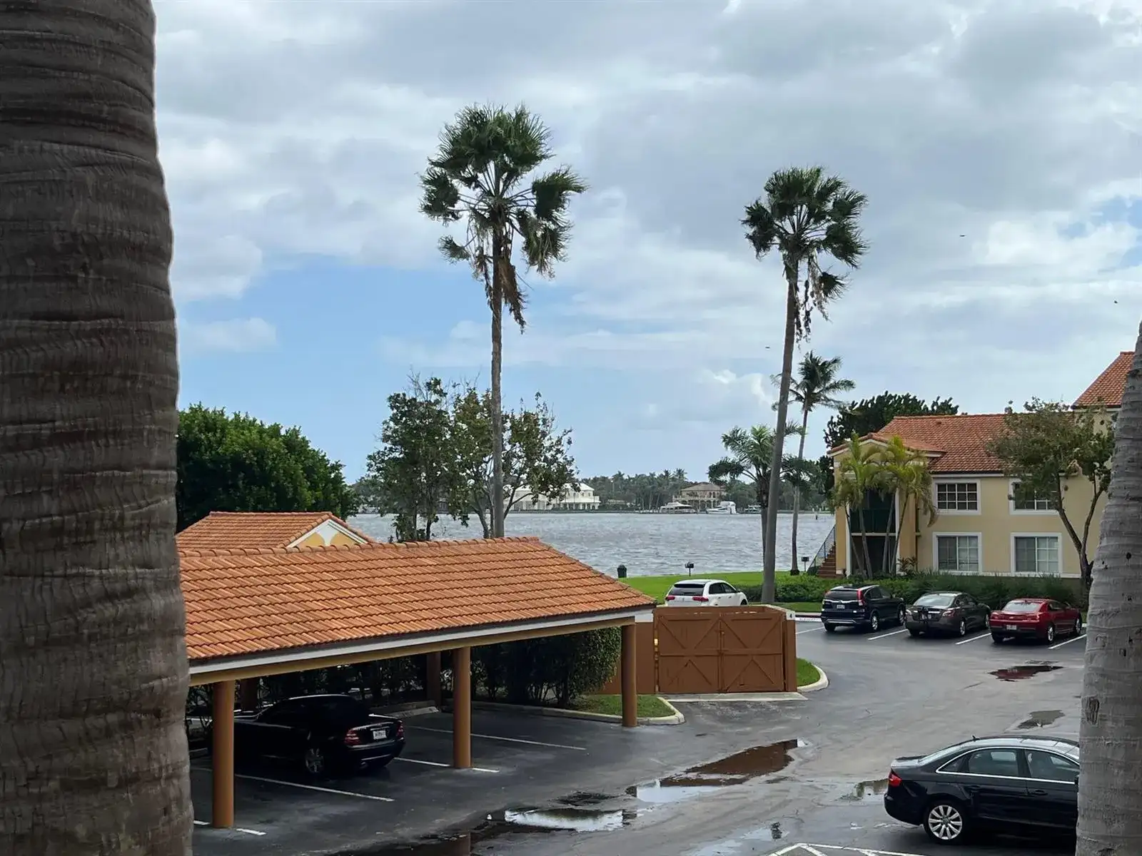 160 Yacht Club Way # 209, Hypoluxo FL 33462 photo 2