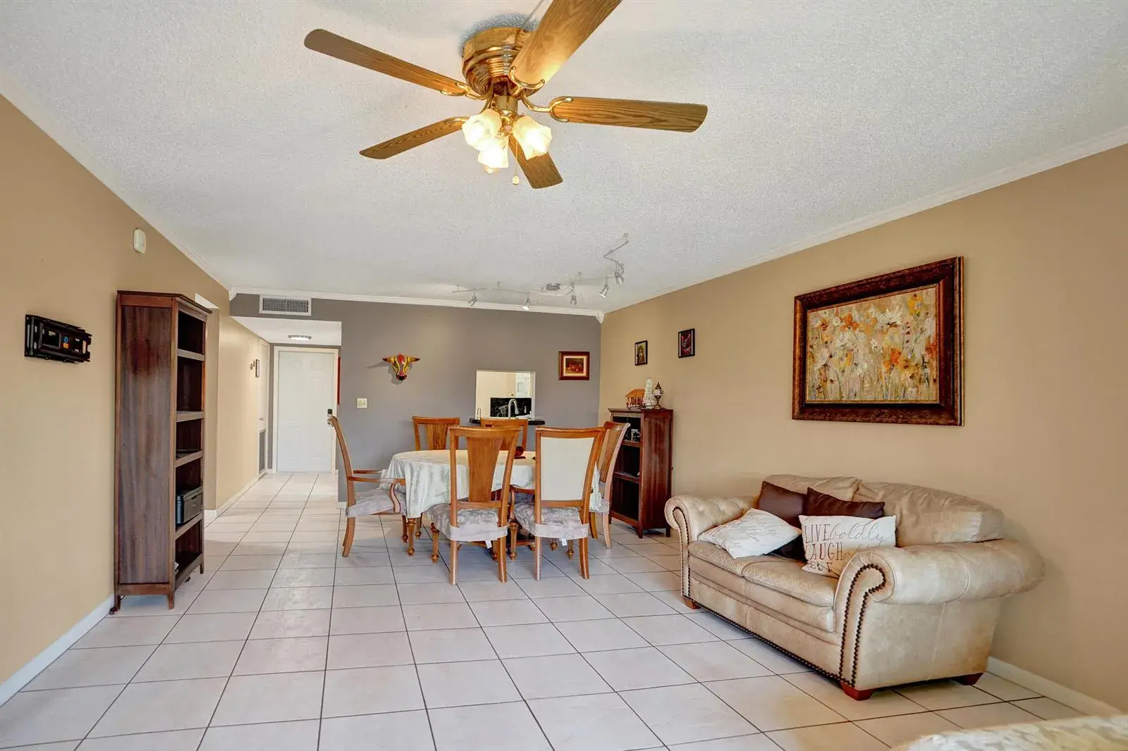 8801 NW 38th Drive # 204b, Coral Springs FL 33065