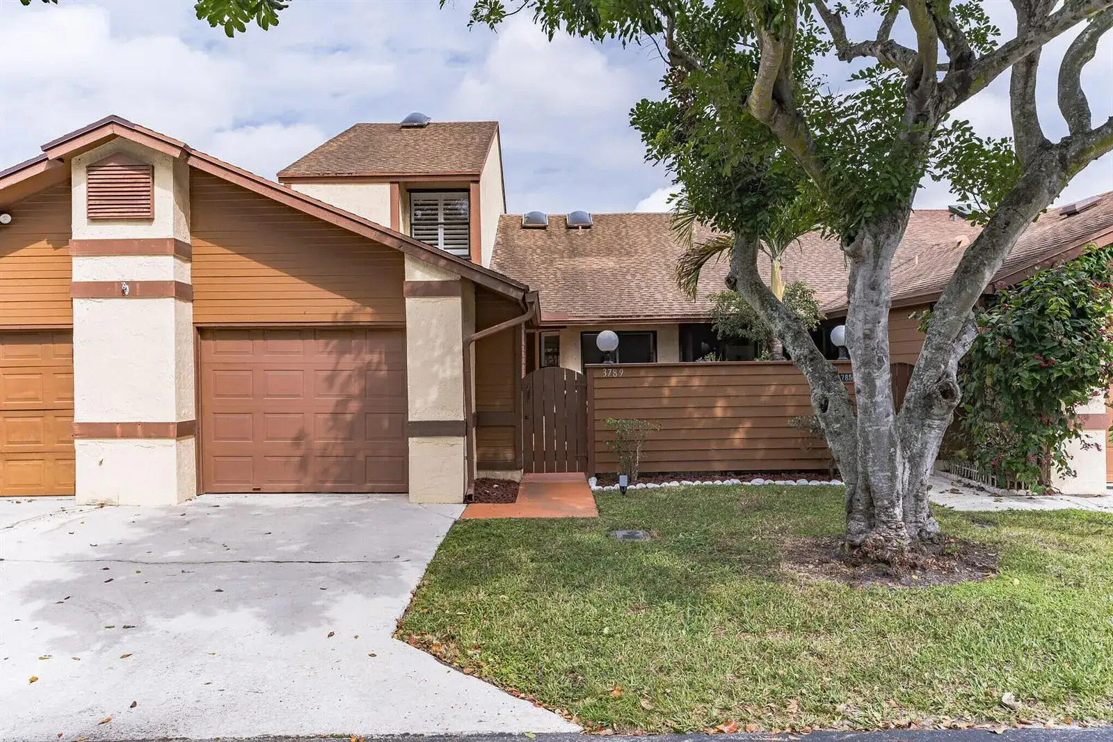 3789 Blue Ridge Road, West Palm Beach FL 33406