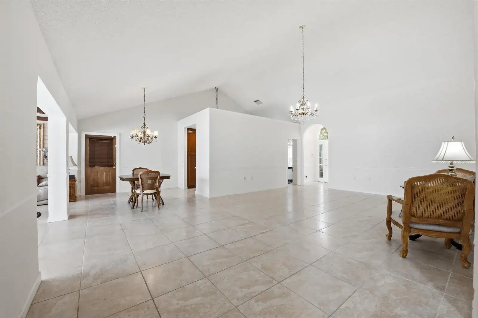 2319 Saratoga Bay Drive, West Palm Beach FL 33409 photo 5