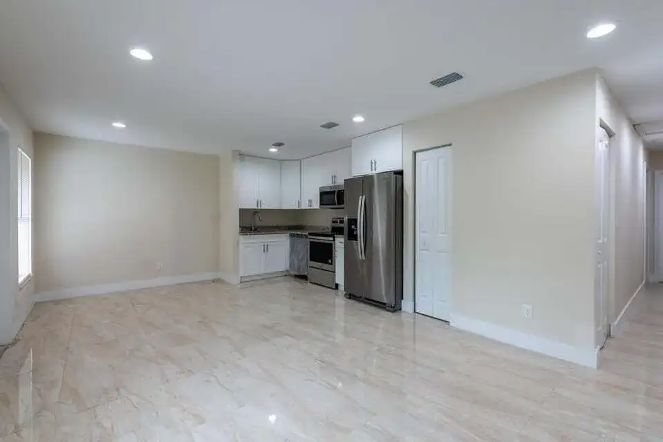 5173 Clouse Road, West Palm Beach FL 33417 photo 4