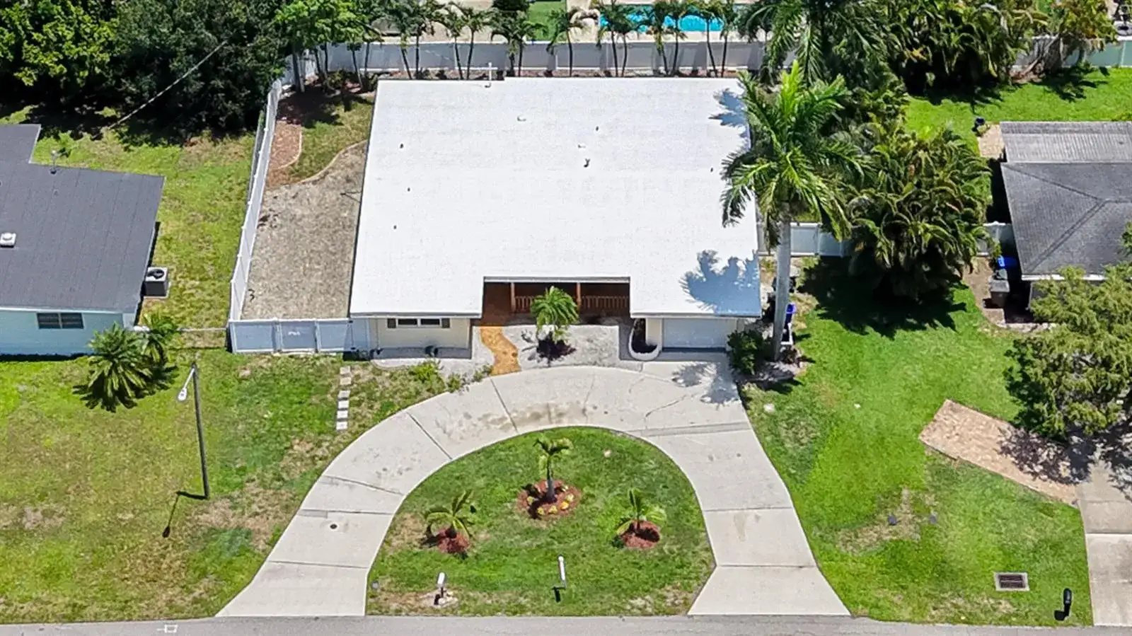 1443 Ricardo Avenue, Fort Myers FL 33901 photo 2