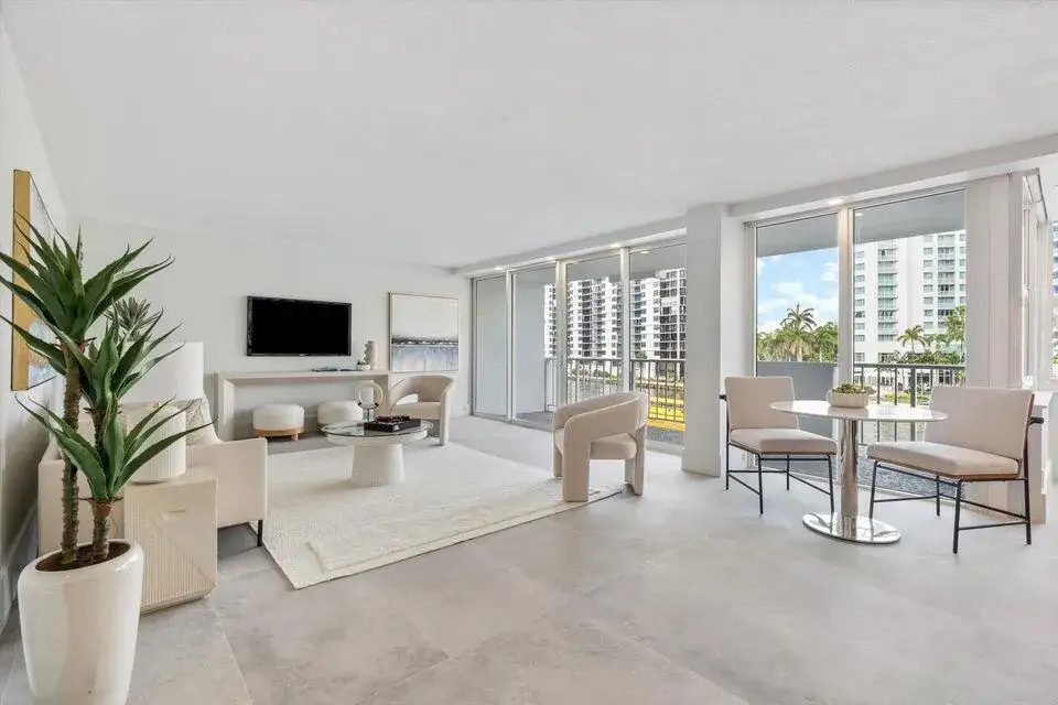 2800 E Sunrise Boulevard # 4c, Fort Lauderdale FL 33304