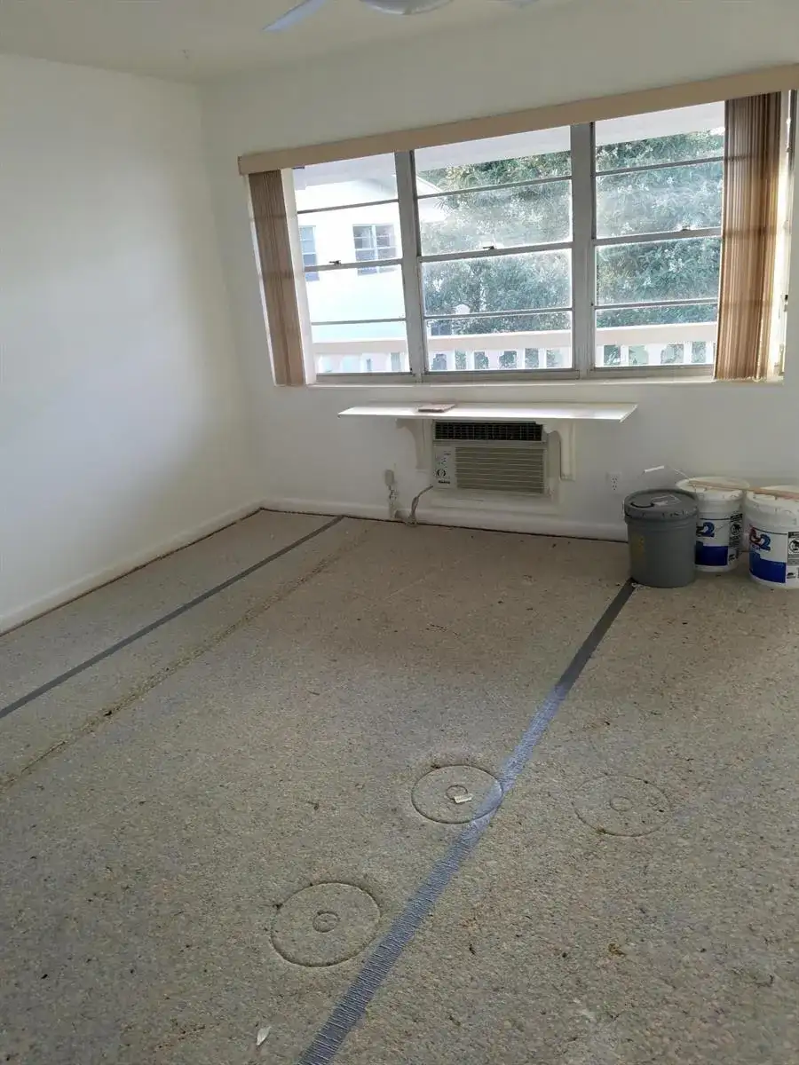 150 Bedford F, West Palm Beach FL 33417 photo 2