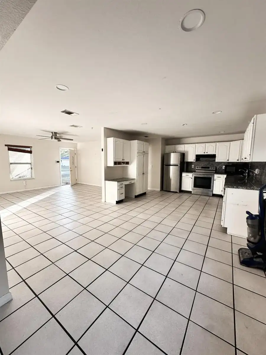 410 SW Kentwood Road, Port St. Lucie FL 34953 photo 3