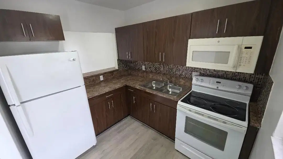 2250 NW 183rd Street # 1, Miami Gardens FL 33056 photo 2