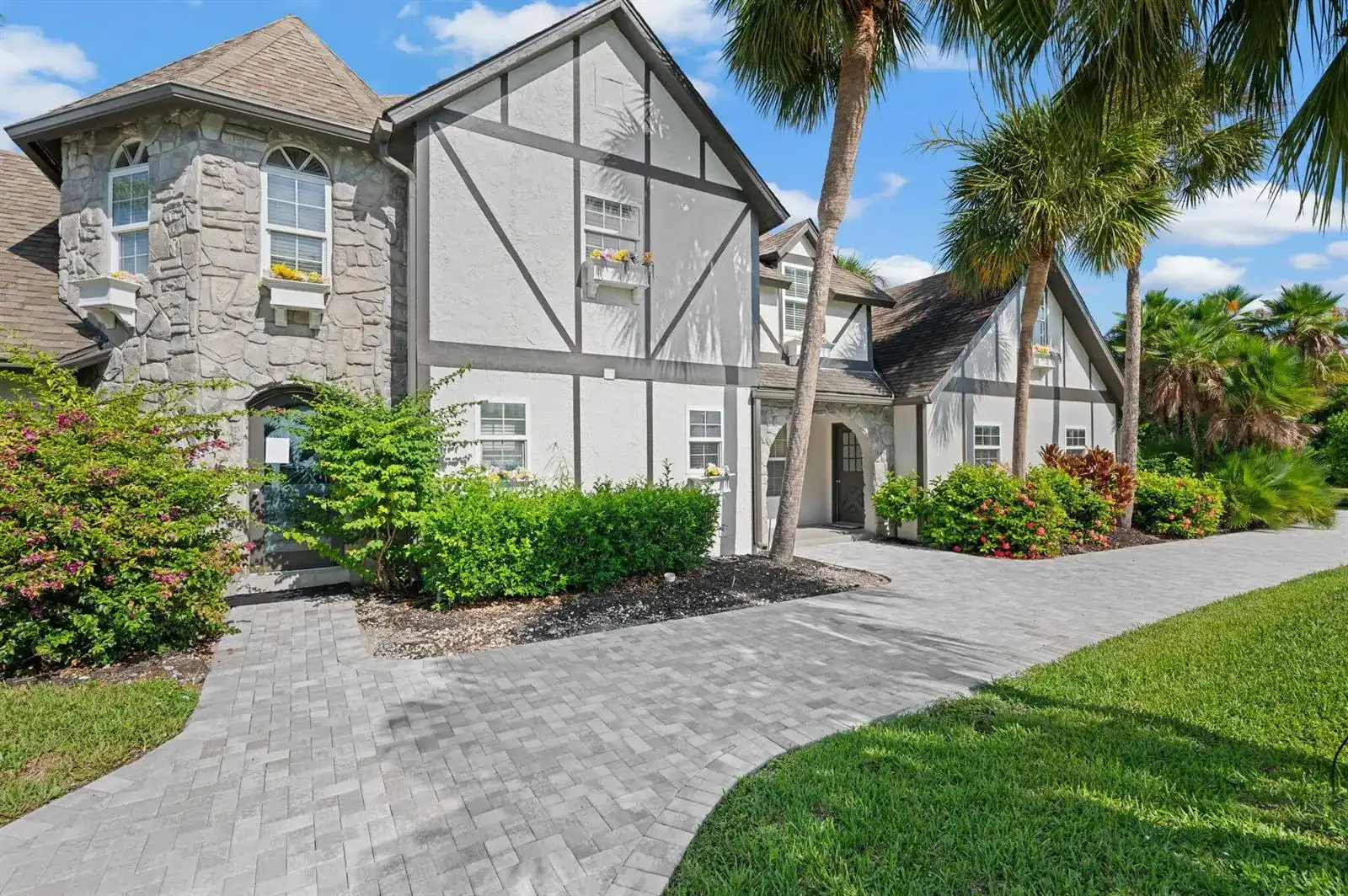 121 Queen Eugenia Court, Hutchinson Island FL 34949