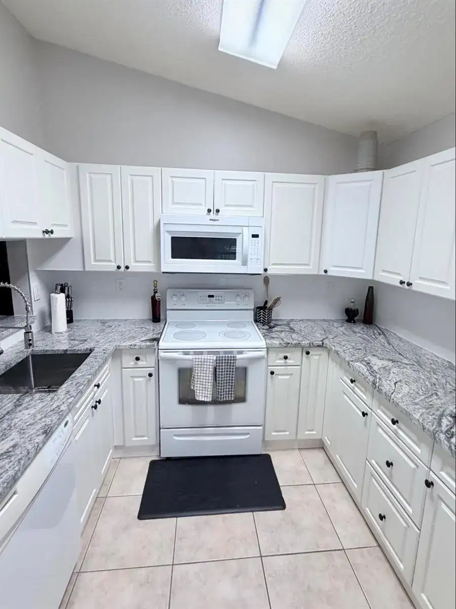2555 Bedford Mews Drive, Wellington FL 33414 photo 5