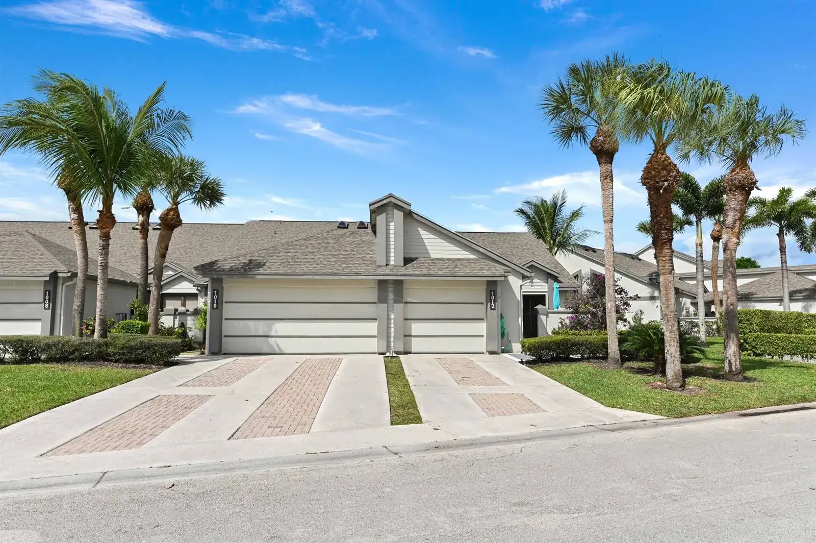 1012 Landings Boulevard, FL 33413 photo 3