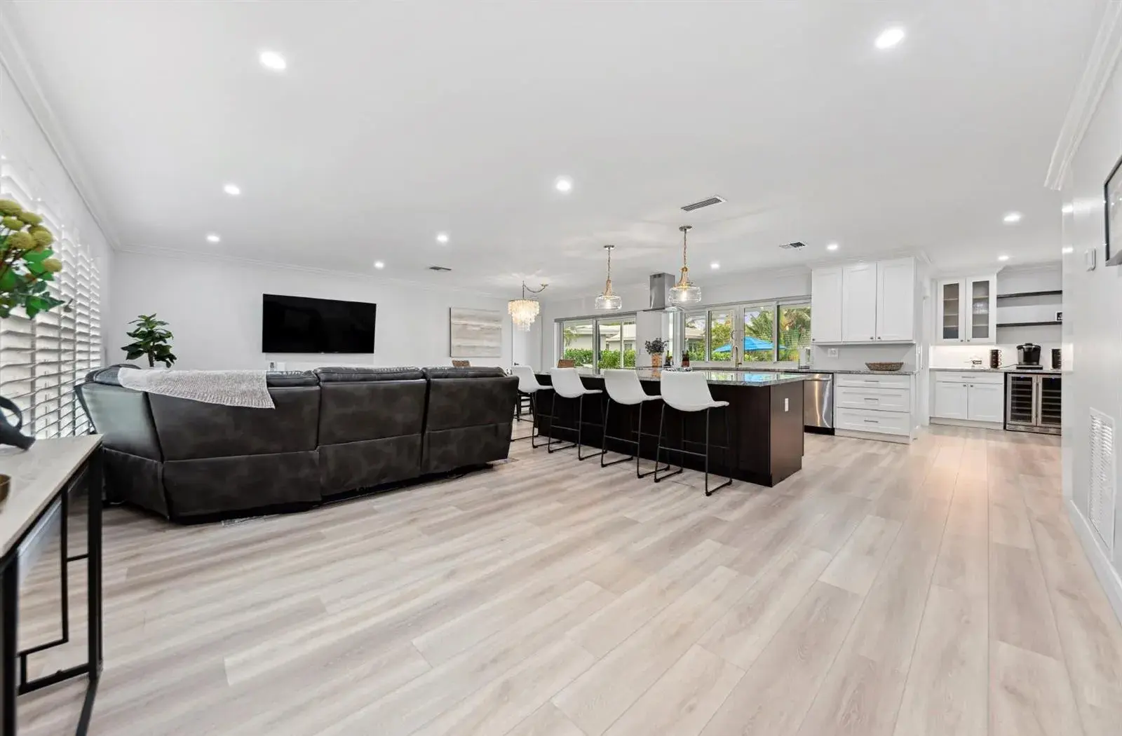 6241 NE 19th Terrace, Fort Lauderdale FL 33308