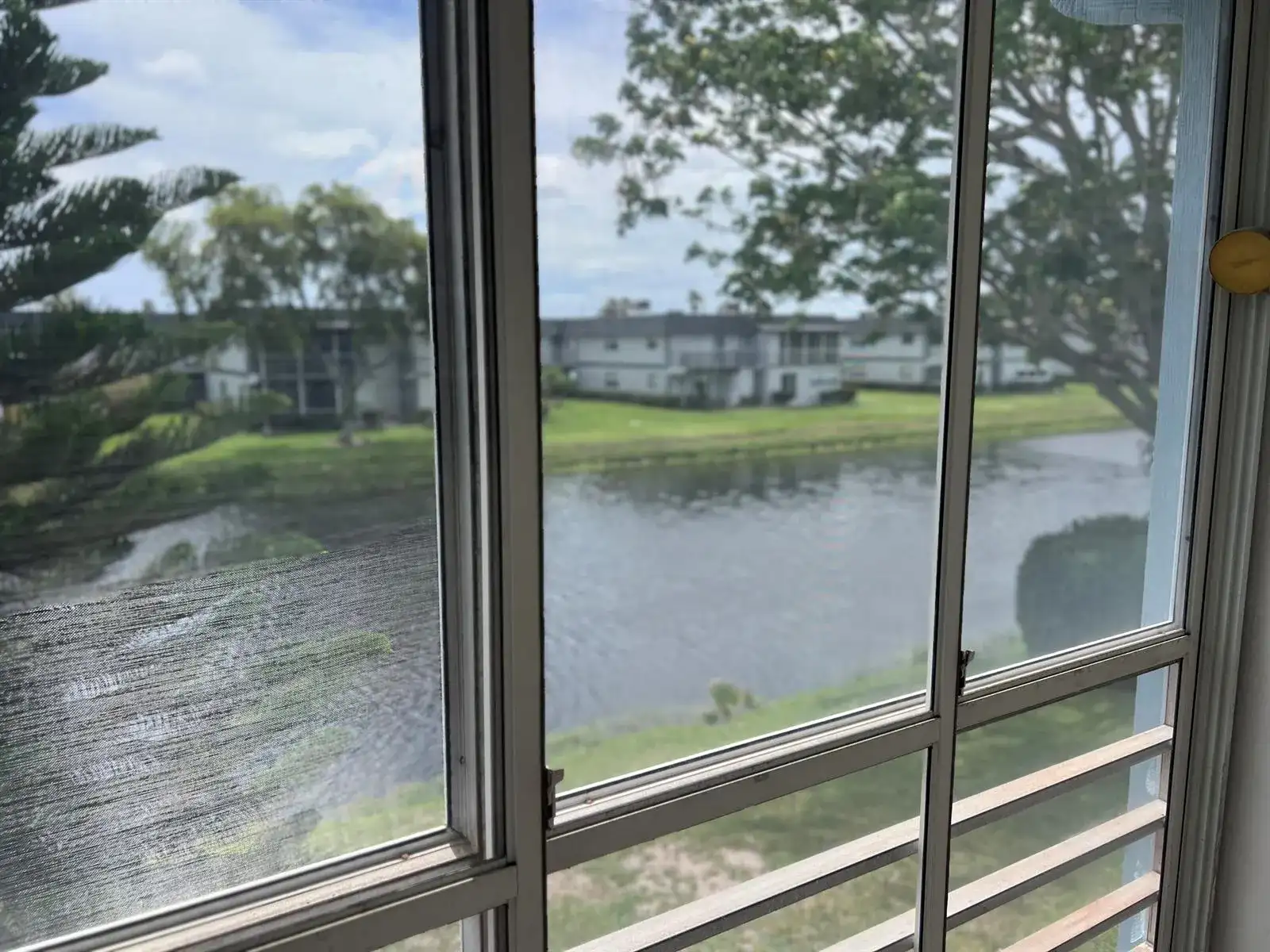 424 Saxony, Delray Beach FL 33446 photo 3