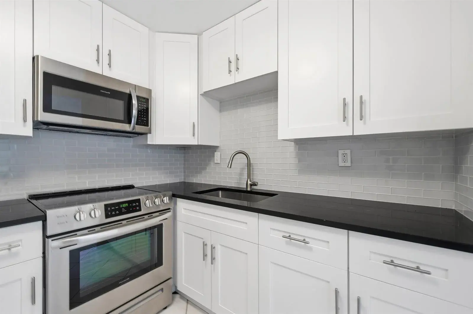 249 Burgundy F, Delray Beach FL 33484