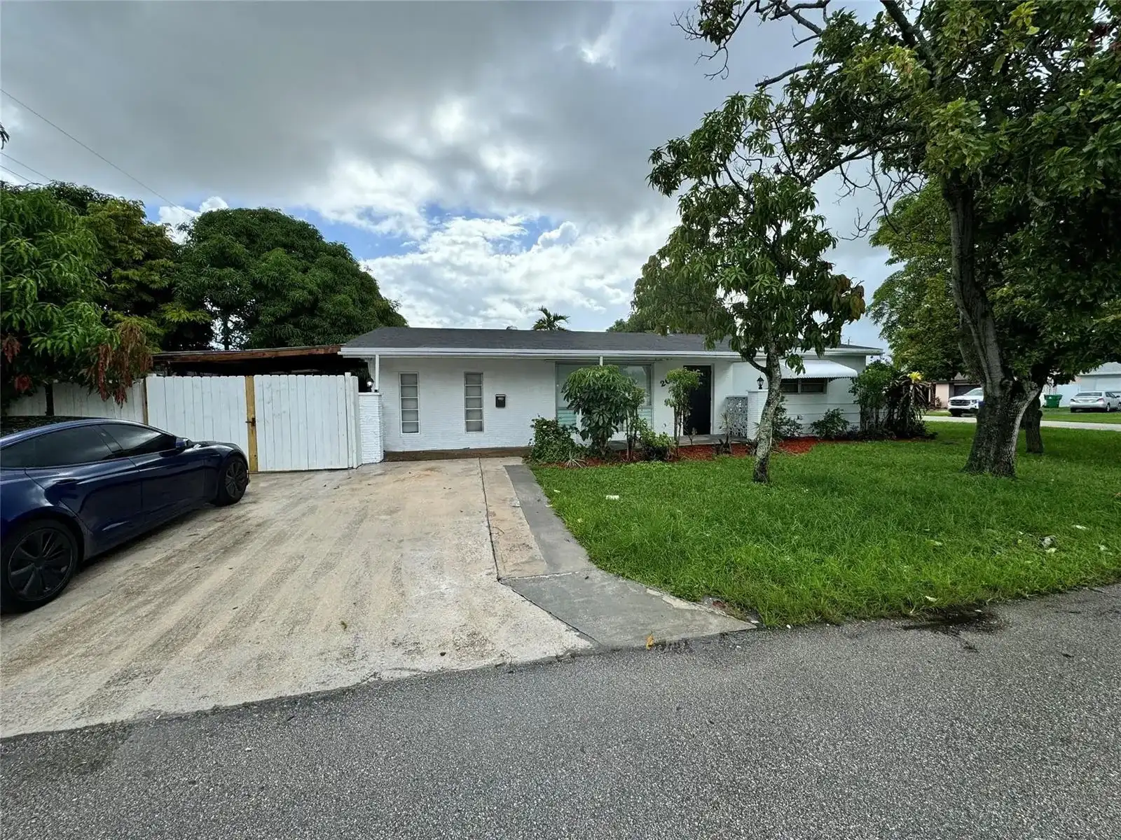 2091 Oleander Drive, Miramar FL 33023