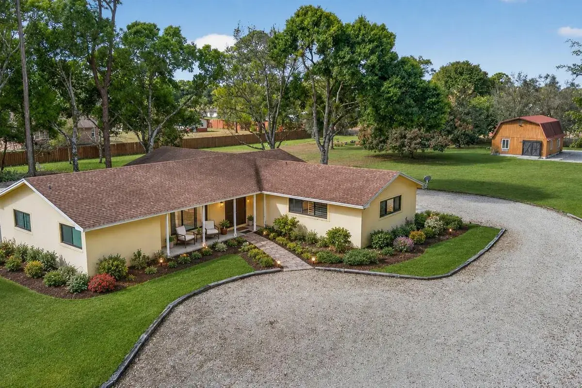 749 W Rambling Drive, Wellington FL 33414