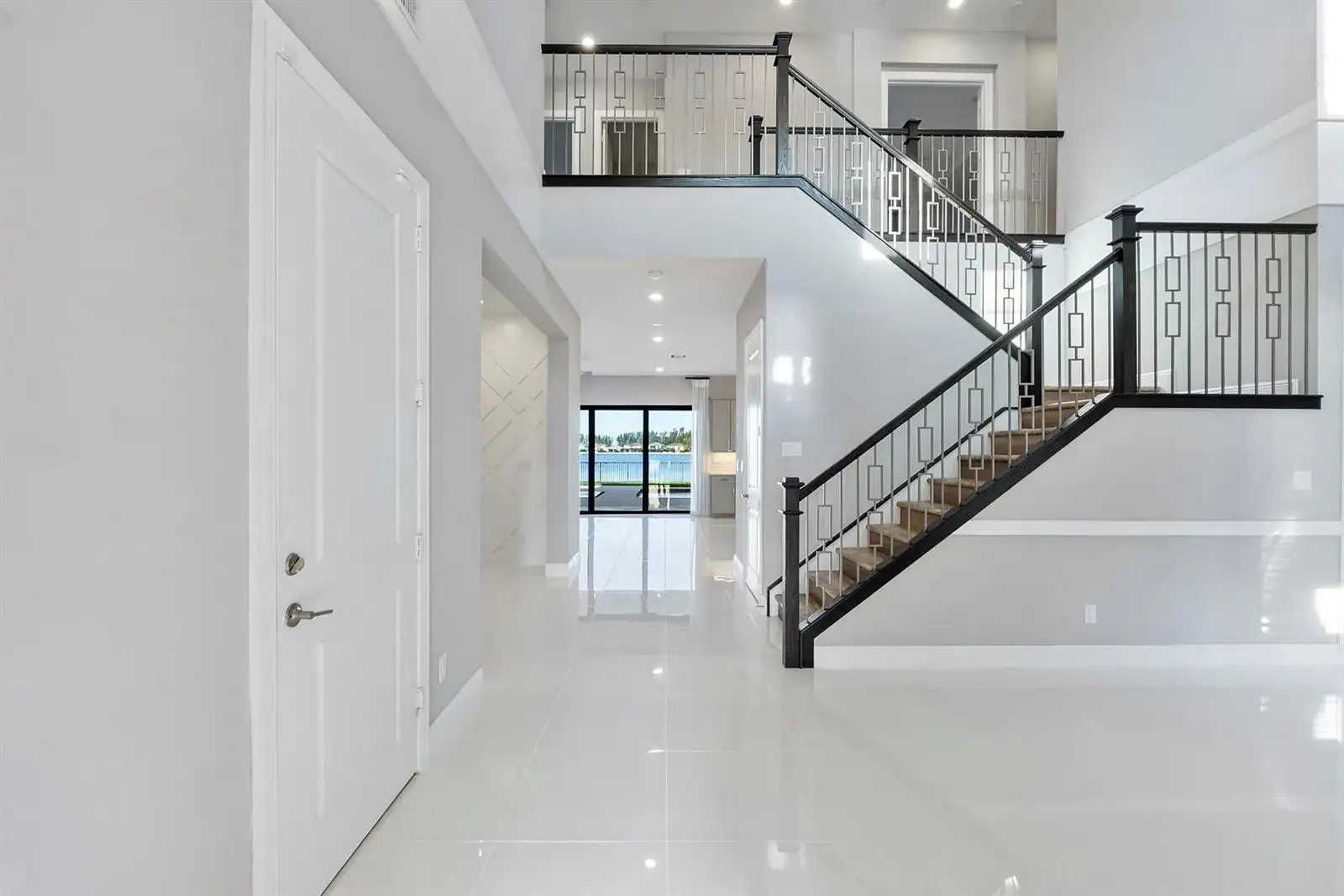 8685 Parkland Bay Drive, Parkland FL 33076 photo 5