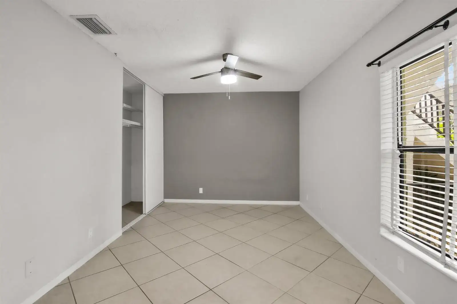 2112 NW 45th Avenue, Coconut Creek FL 33066 photo 5