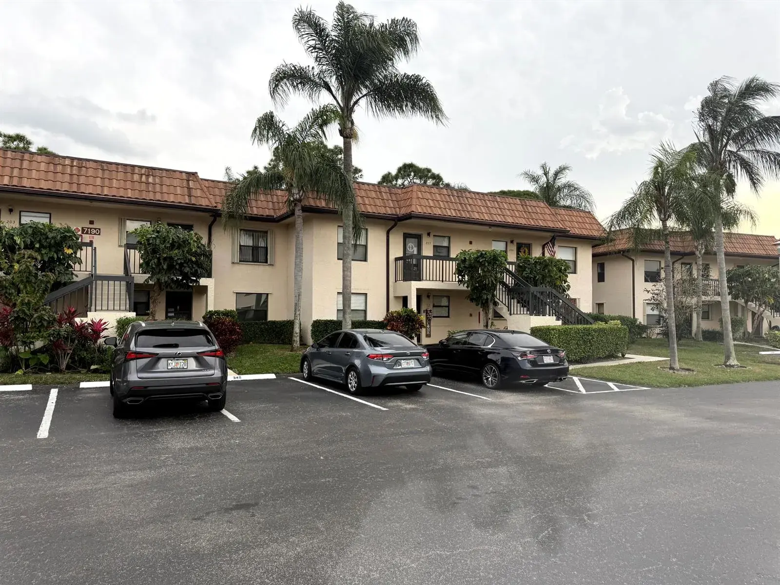 7190 Golf Colony Court # 105, Lake Worth FL 33467 photo 3