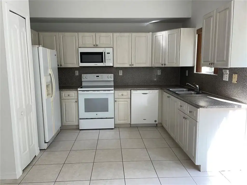 8830 W Flagler Street # 8, Miami FL 33174 photo 4