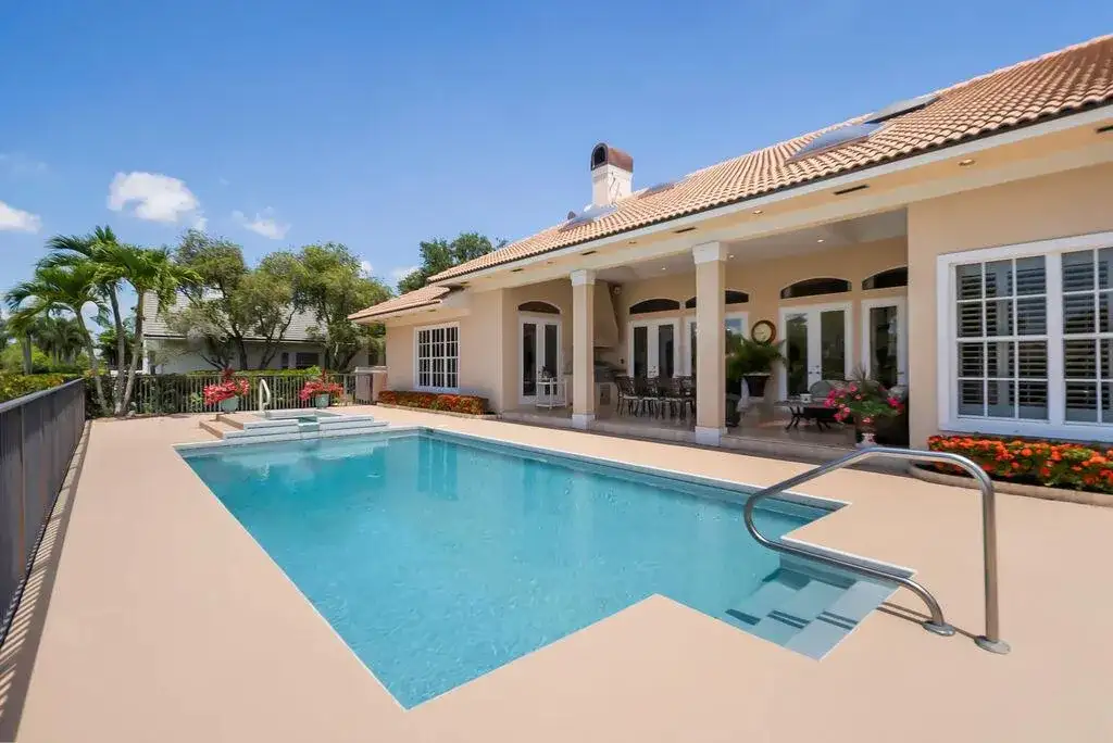 83 Sandbourne Lane, Palm Beach Gardens FL 33418 photo 3