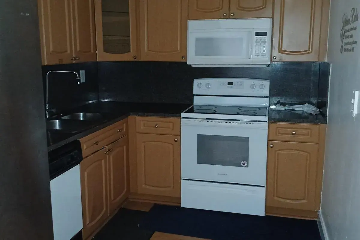 3300 NE 191st Street # 702, Aventura FL 33180