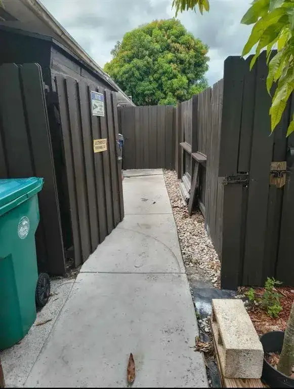 5741 SW 24th Avenue Unit B, Dania Beach FL 33312 photo 2