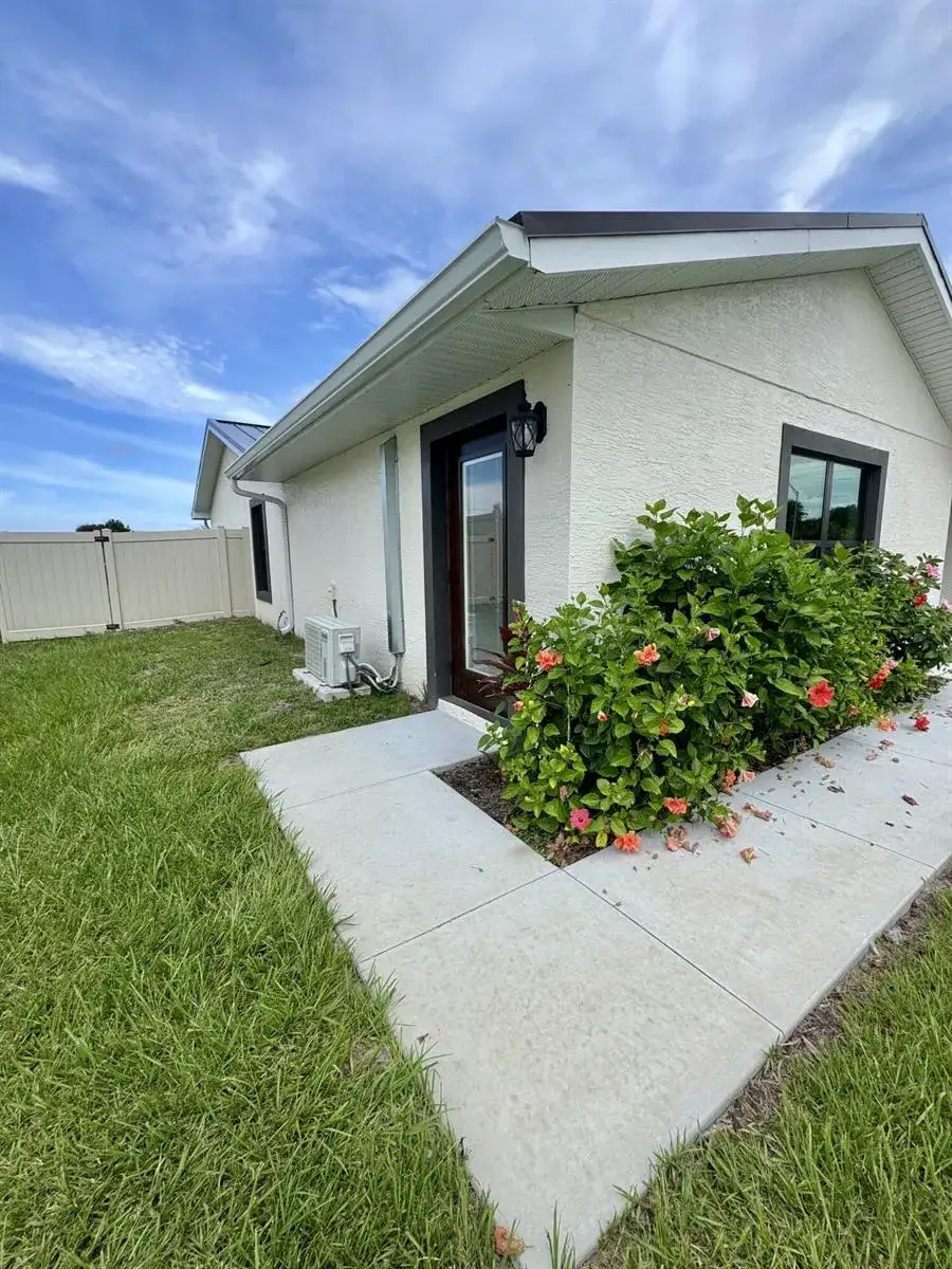 2381 SE Pinero Road, Port St. Lucie FL 34952