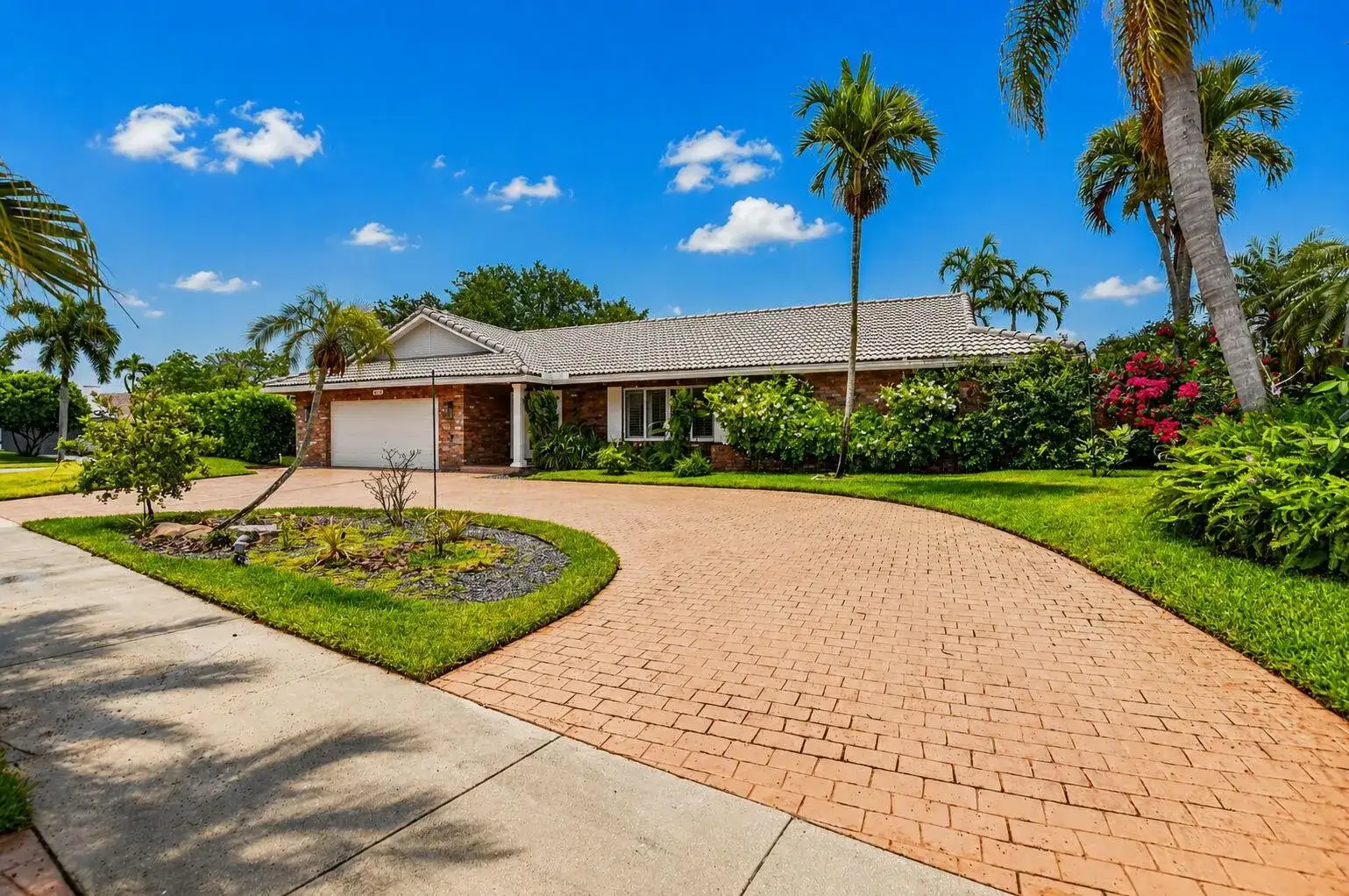 2378 Deer Creek Lob Lolly Lane, Deerfield Beach FL 33442 photo 2