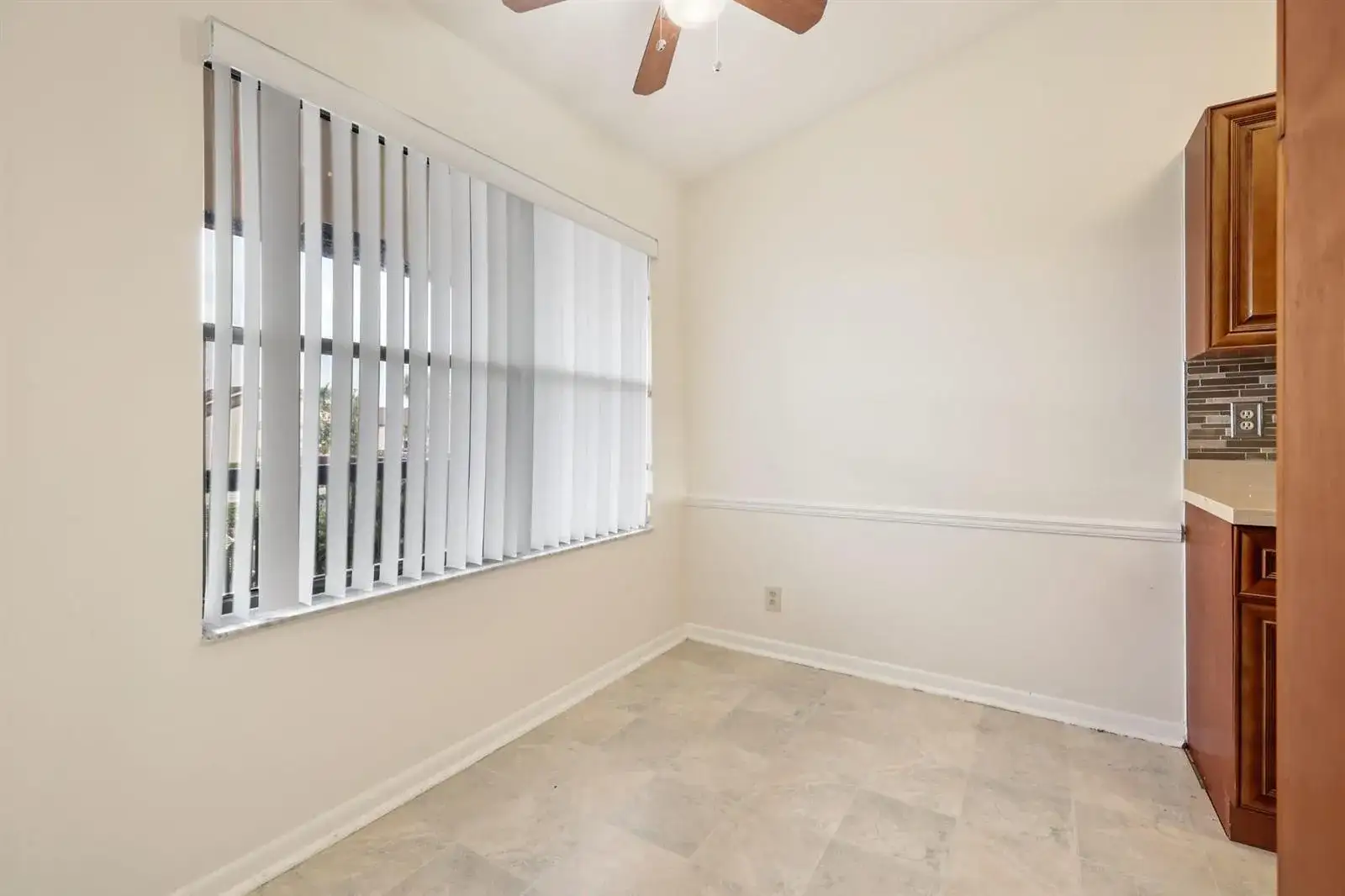 4698 Lucerne Lakes Boulevard E # 202, Lake Worth FL 33467 photo 2