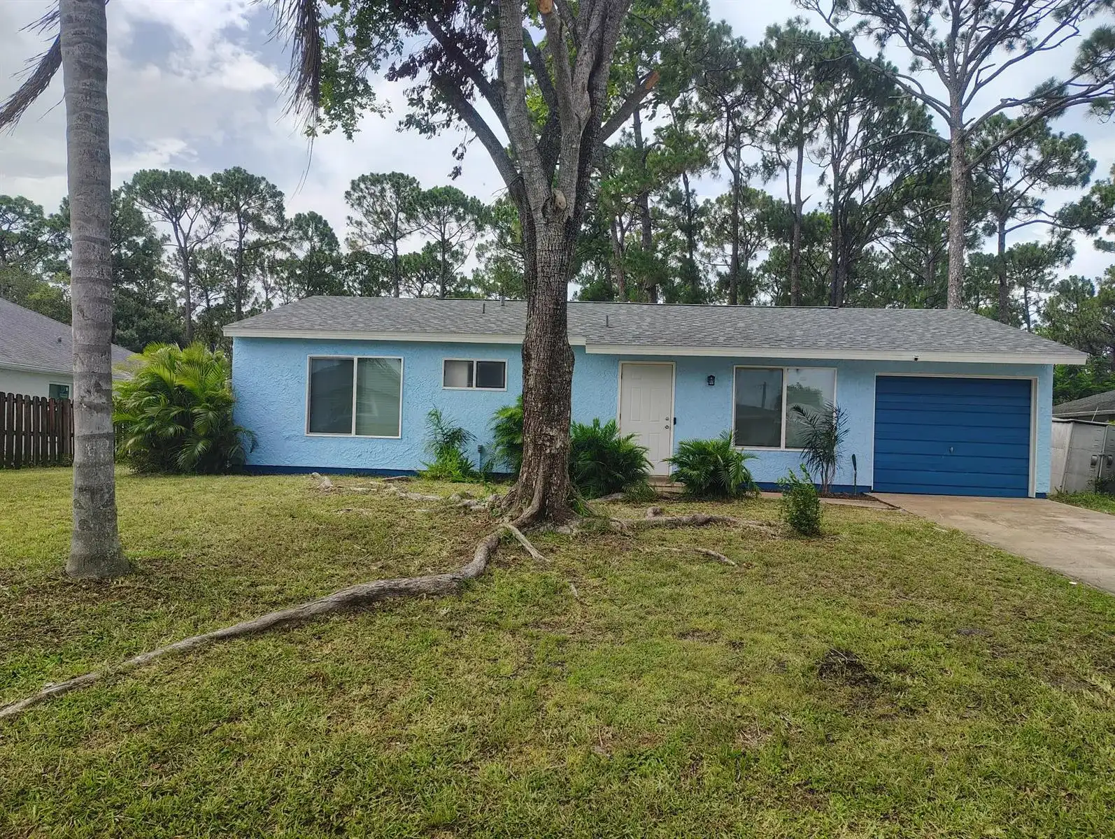 983 SE Emerald Rd Road SE, Palm Bay FL 32909