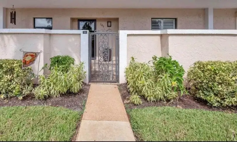 300 N Hwy A1a # 101h, Jupiter FL 33477 photo 2