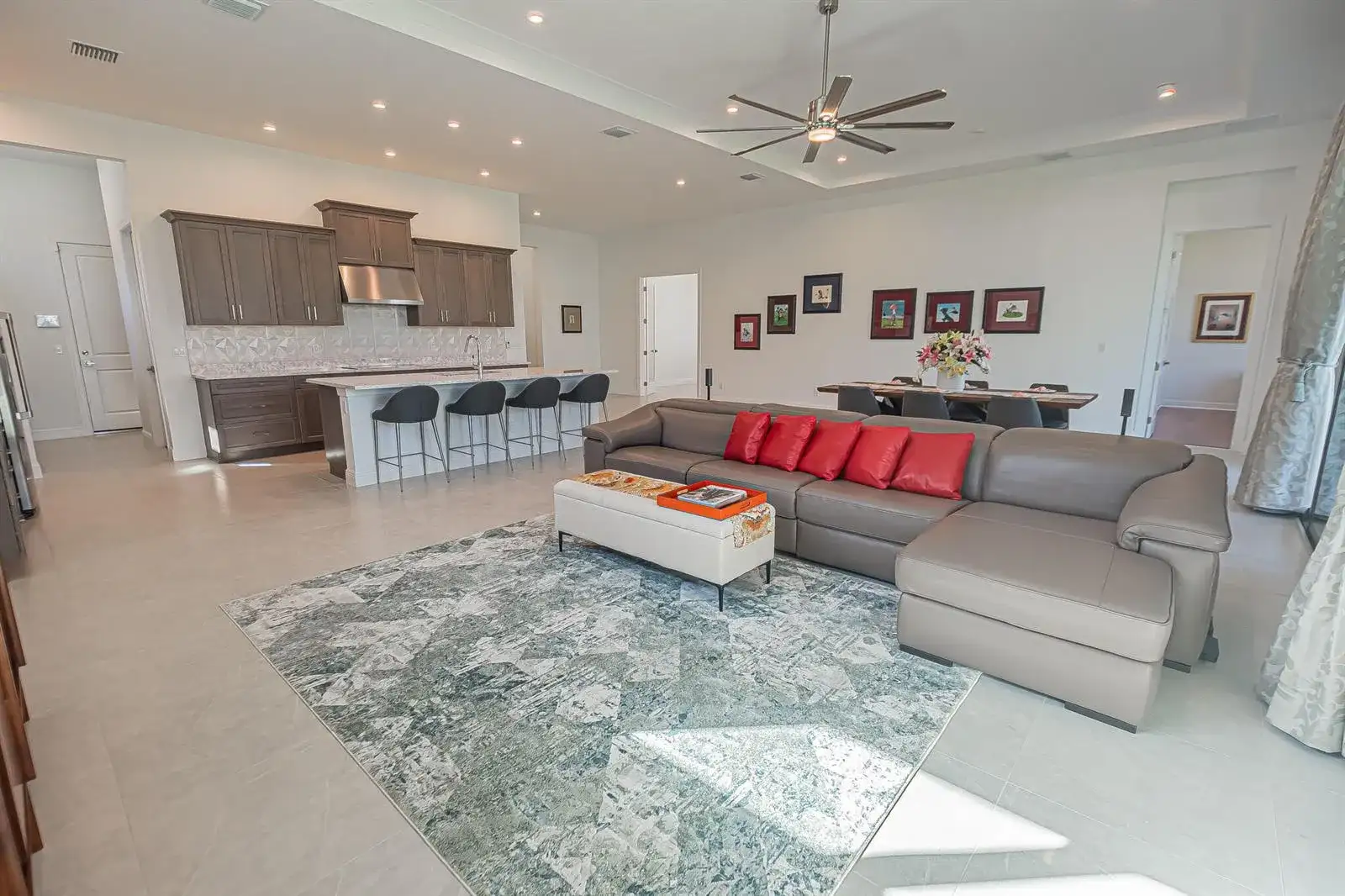 10188 SW Latium Way, Port St. Lucie FL 34987 photo 2