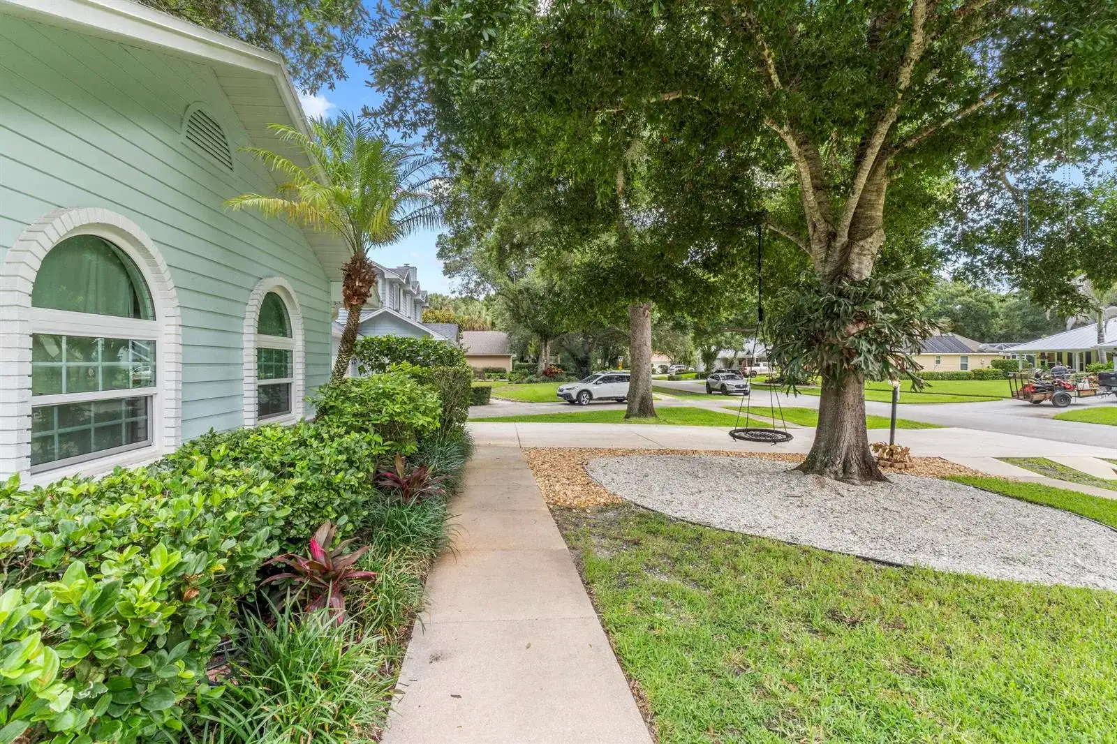 129 38th Court, Vero Beach FL 32968 photo 4